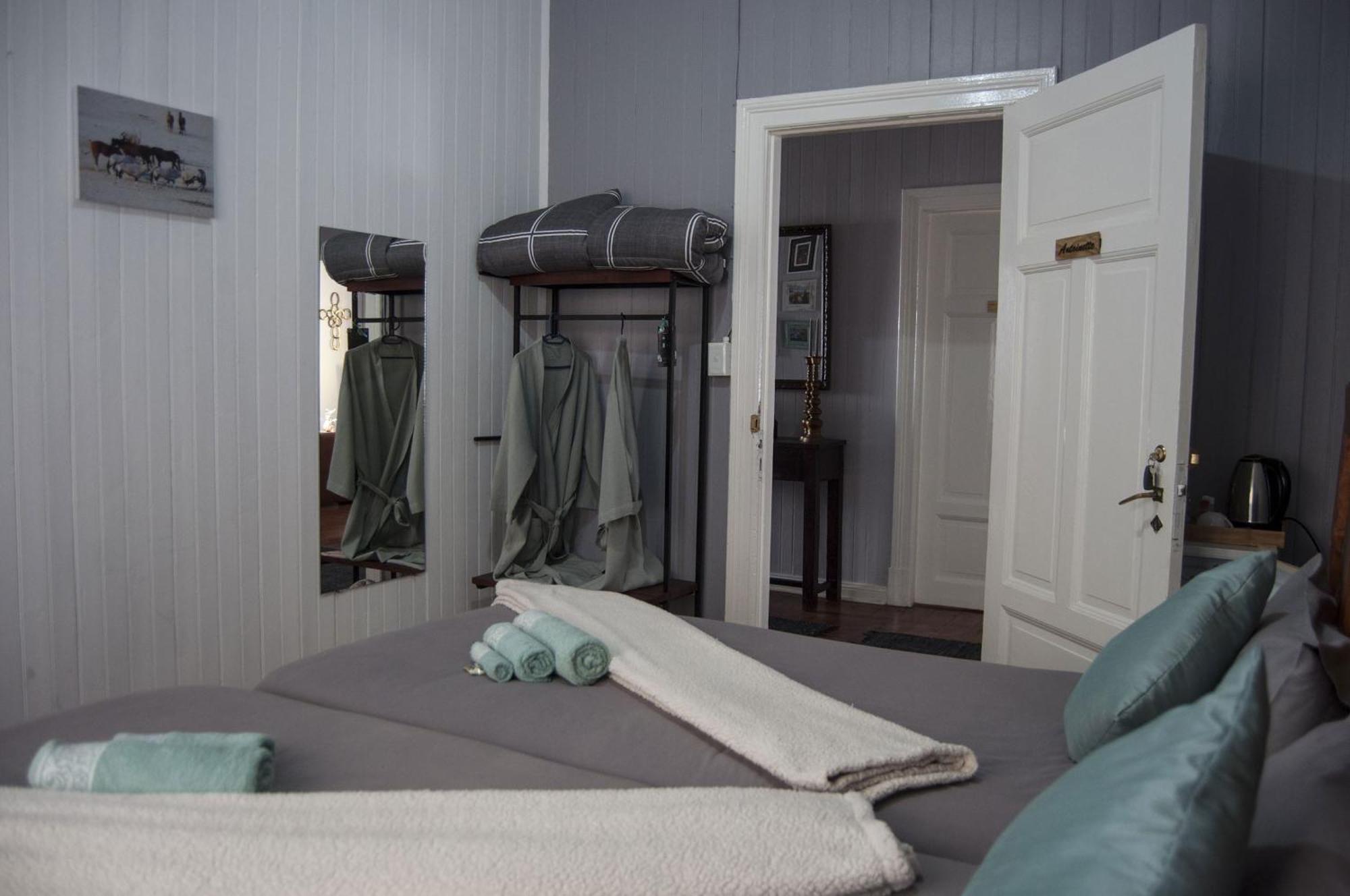 Wildhorses B&B And Self Catering Luderitz Exterior photo